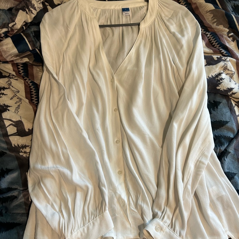 Woven Button-Front Peasant Blouse - Ivory